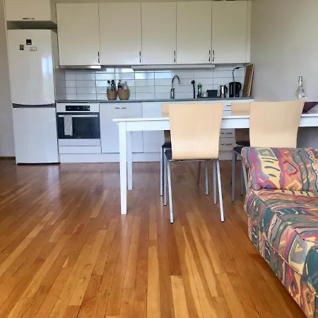 1-bedroom For One Person Or A Couple In A Sharing Apartamento Oslo